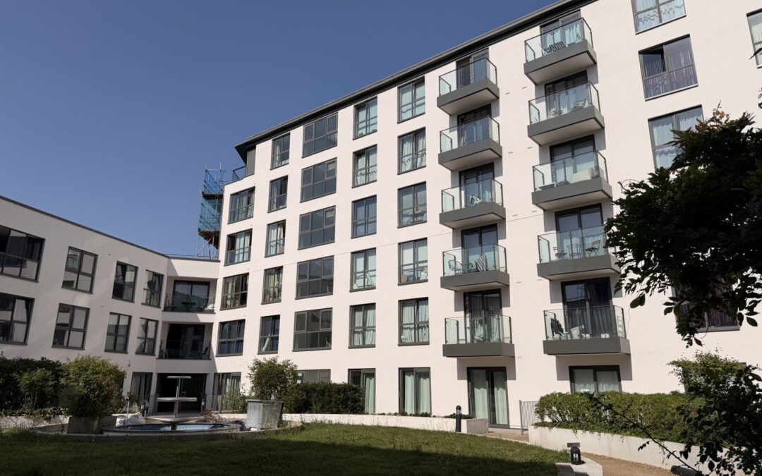 St. Williams Court, Cambridge